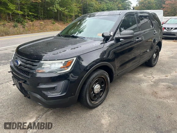 2016 Ford Utility Police Interceptor with VIN 1FM5K8ARXGGC67428, listed as a Copart auction lot 73334954 with 173,361 mi miles and Clean Title. Bid and sale history available at carsss.com. Image 2.