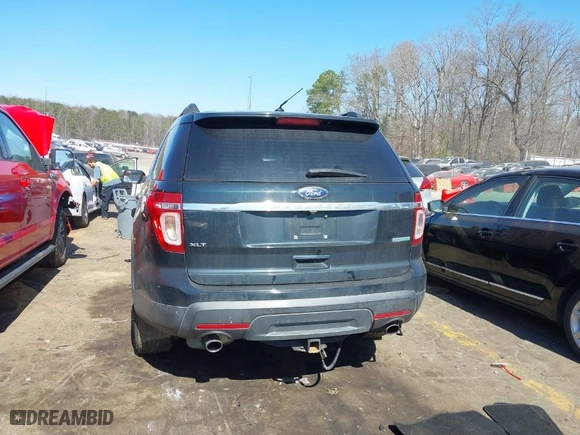 2014 Ford Explorer XLT with VIN 1FM5K7D99EGB77416, listed as a IAAI auction lot 41667347 with 148,242 mi miles. Bid and sale history available at carsss.com. Image 15.