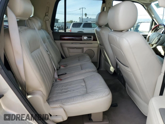 2004 Lincoln Navigator Luxury with VIN 5LMFU27R54LJ37138, listed as a Copart auction lot 84749134 with 98,577 mi miles and Salvage Title. Bid and sale history available at carsss.com. Image 11.