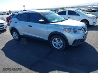 2020 Nissan Kicks S with VIN 3N1CP5BV3LL493097, listed as a IAAI auction lot 41815407 with 101,806 mi miles. Bid and sale history available at carsss.com. Image 1.