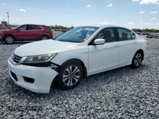 2014 Honda Accord LX z VIN 1HGCR2F35EA063520, wystawiony jako Copart lot #52796665 z przebiegiem 51 229 mil mil oraz Szkoda całkowita • Salvage title. Historia ofert i sprzedaży dostępna na DreamBid. Obrazek 1.