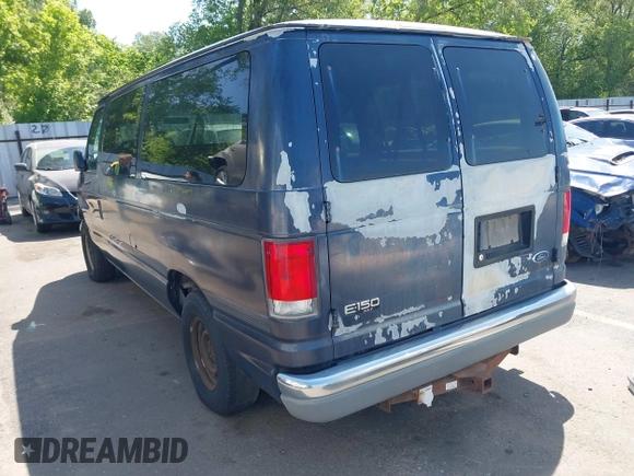 2000 Ford Econoline Passenger XL with VIN 1FMRE11L2YHB12900, listed as a IAAI auction lot 42424039 with 160,366 mi miles and . Bid and sale history available at DreamBid. Image 3.