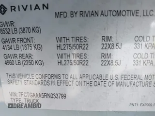 2024 Rivian R1T Adventure z VIN 7FCTGAAA5RN033799, wystawiony jako IAAI lot #41606562 z przebiegiem 9 449 mil mil oraz . Historia ofert i sprzedaży dostępna na DreamBid. Obrazek 9.