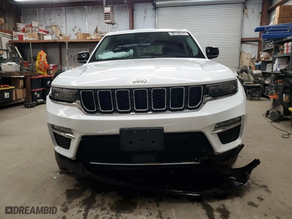 2024 Jeep Grand Cherokee 4xe with VIN 1C4RJYB65R8958652, listed as a Copart auction lot 51697865 with 34,910 mi miles and Clean Title. Bid and sale history available at carsss.com. Image 5.