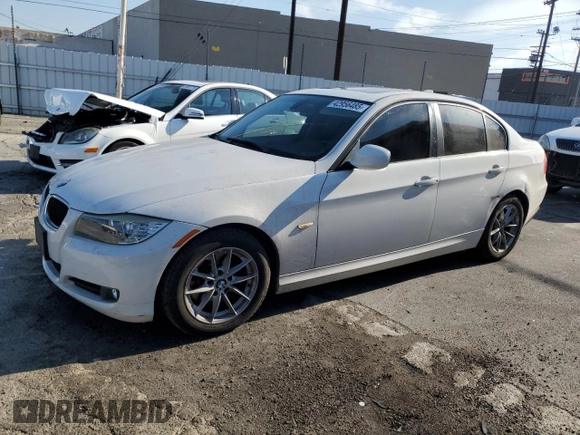 2010 BMW 3 Series 328i with VIN WBAPH5C52AA439642, listed as a Copart auction lot 42956485 with 82,960 mi miles and Salvage title. Bid and sale history available at DreamBid. Image 1.