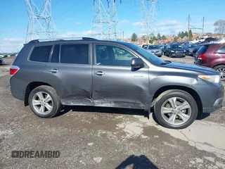 2012 Toyota Highlander Limited with VIN 5TDDK3EH5CS141028, listed as a IAAI auction lot 41987426 with 362,884 mi miles. Bid and sale history available at carsss.com. Image 14.