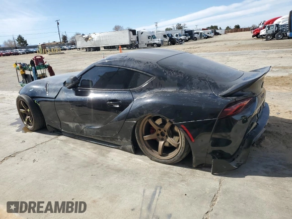 2020 Toyota Supra 3.0 с VIN WZ1DB4C01LW027810, выставлен на аукционе Copart как лот 45732275 с пробегом 26 734 миль миль и Списание • Salvage title. История ставок и продаж доступна на DreamBid. Изображение 2.