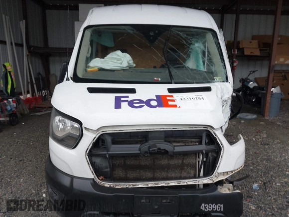 2020 Ford Transit Cargo z VIN 1FTBR1C83LKB20325, wystawiony jako IAAI lot #42316284 z przebiegiem 248 734 mil mil oraz . Historia ofert i sprzedaży dostępna na DreamBid. Obrazek 12.