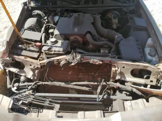 2003 Ford Crown Victoria LX z VIN 2FAFP74W33X141881, wystawiony jako Copart lot #54204695 z przebiegiem 98 466 mil mil oraz Szkoda całkowita • Salvage title. Historia ofert i sprzedaży dostępna na DreamBid. Obrazek 11.
