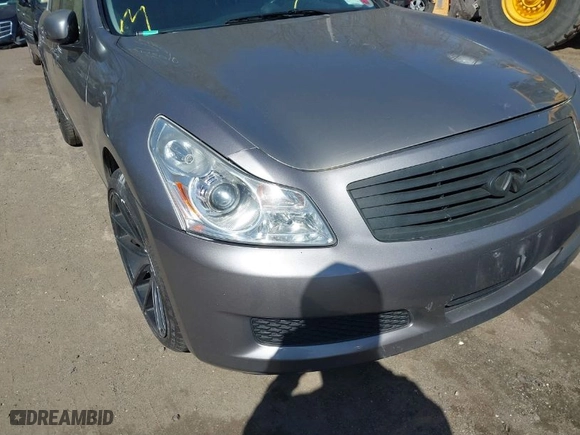 2007 Infiniti G35 Sedan G35x with VIN JNKBV61FX7M812682, listed as a IAAI auction lot 41980109 with 160,952 mi miles. Bid and sale history available at carsss.com. Image 6.