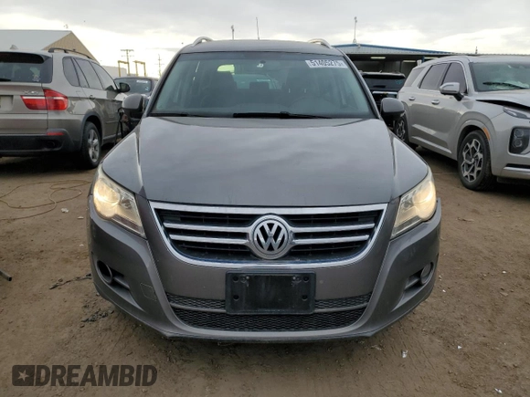 2010 Volkswagen Tiguan S with VIN WVGAV7AX4AW504264, listed as a Copart auction lot 51405275 with 113,432 mi miles and Salvage title. Bid and sale history available at DreamBid. Image 5.