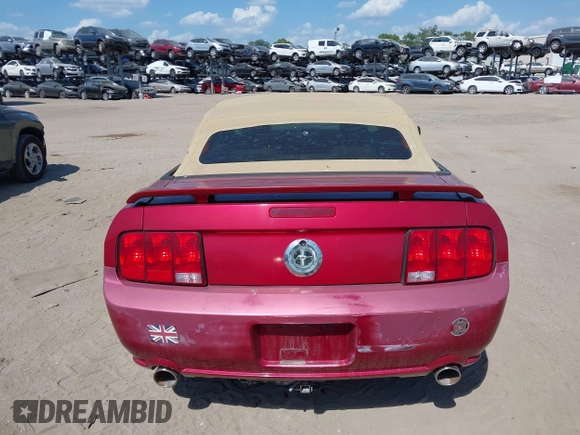 2005 Ford Mustang Deluxe z VIN 1ZVFT84N455183240, wystawiony jako IAAI lot #42142157 z przebiegiem Nie podano mil oraz . Historia ofert i sprzedaży dostępna na DreamBid. Obrazek 16.