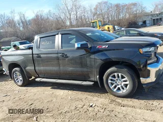 2019 Chevrolet Silverado 1500 LT with VIN 1GCUYDED8KZ365411, listed as a IAAI auction lot 41876231 with 70,205 mi miles. Bid and sale history available at carsss.com. Image 13.