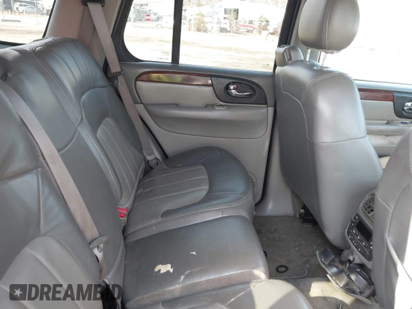 2003 GMC Envoy SLE with VIN 1GKDT13S432364768, listed as a IAAI auction lot 41467418 with 220,170 mi miles. Bid and sale history available at carsss.com. Image 8.