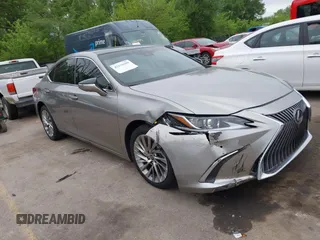 2019 Lexus ES 350 with VIN 58ABZ1B14KU030063, listed as a IAAI auction lot 42152099 with 71,017 mi miles and . Bid and sale history available at DreamBid. Image 1.