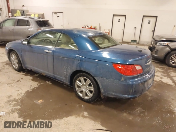 2010 Chrysler Sebring Limited z VIN 1C3BC6EV4AN122733, wystawiony jako IAAI lot #41420349 z przebiegiem 128 164 mil mil oraz . Historia ofert i sprzedaży dostępna na DreamBid. Obrazek 3.