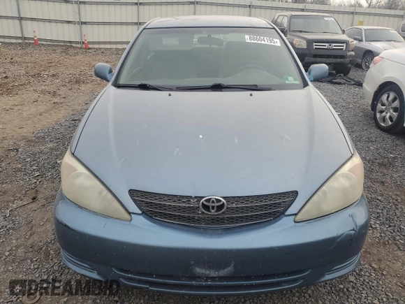 2003 Toyota Camry LE with VIN 4T1BE32K53U687513, listed as a Copart auction lot 88604195 with 242,312 mi miles and Clean Title. Bid and sale history available at DreamBid. Image 5.