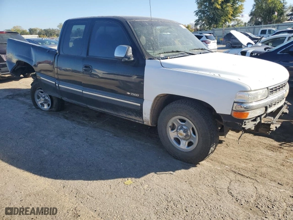 1999 Chevrolet Silverado 1500 LS with VIN 2GCEC19W9X1294300, listed as a Copart auction lot 77176754 with 0 mi miles and Salvage Title. Bid and sale history available at carsss.com. Image 4.