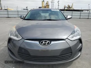 2016 Hyundai Veloster with VIN KMHTC6AD5GU285088, listed as a Copart auction lot 54595305 with 115,885 mi miles and Clean Title. Bid and sale history available at carsss.com. Image 5.