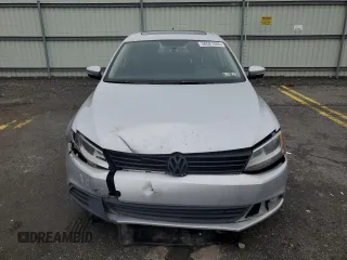 2011 Volkswagen Jetta SE with VIN 3VWDZ7AJ9BM320146, listed as a Copart auction lot 58521605 with 164,045 mi miles and Salvage title. Bid and sale history available at DreamBid. Image 5.