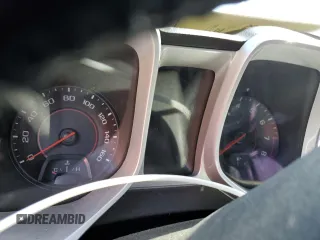 2014 Chevrolet Camaro LT z VIN 2G1FC1E30E9289557, wystawiony jako Copart lot #59106785 z przebiegiem Nie podano mil oraz Szkoda całkowita • Salvage title. Historia ofert i sprzedaży dostępna na DreamBid. Obrazek 9.