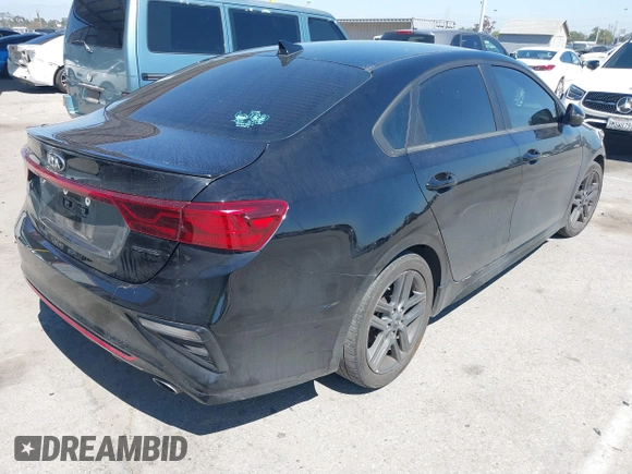 2021 Kia Forte GT-Line with VIN 3KPF34AD7ME380865, listed as a IAAI auction lot 41837360 with 47,928 mi miles. Bid and sale history available at carsss.com. Image 4.