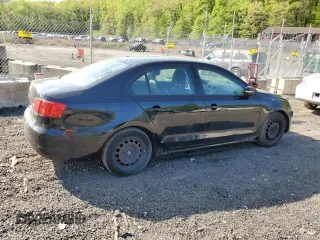 2011 Volkswagen Jetta Sedan SE w/Convenience & Sunroof PZEV with VIN 3VWDZ7AJ2BM339007, listed as a Copart auction lot 53679025 with 0 mi miles and Salvage Title. Bid and sale history available at carsss.com. Image 3.