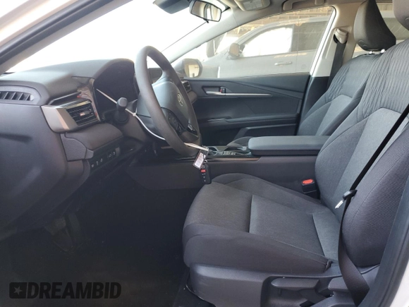 2025 Toyota Camry LE with VIN 4T1DAACK4SU048772, listed as a Copart auction lot 53307215 with 10,997 mi miles and Clean Title. Bid and sale history available at DreamBid. Image 7.