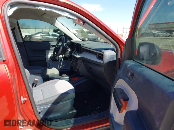 2023 Ford Maverick XL z VIN 3FTTW8E3XPRA36219, wystawiony jako IAAI lot #41846247 z przebiegiem 43 645 mil mil oraz . Historia ofert i sprzedaży dostępna na DreamBid. Obrazek 5.