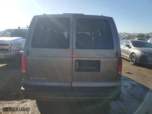 1999 GMC Safari Passenger with VIN 1GKDM19WXXB535889, listed as a Copart auction lot 85915494 with 181,835 mi miles and Salvage Title. Bid and sale history available at carsss.com. Image 6.