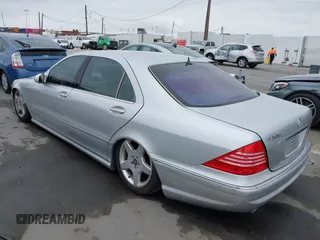 2003 Mercedes-Benz S-Class 4.3L with VIN WDBNG70J03A362023, listed as a IAAI auction lot 42110141 with 94,052 mi miles. Bid and sale history available at carsss.com. Image 3.