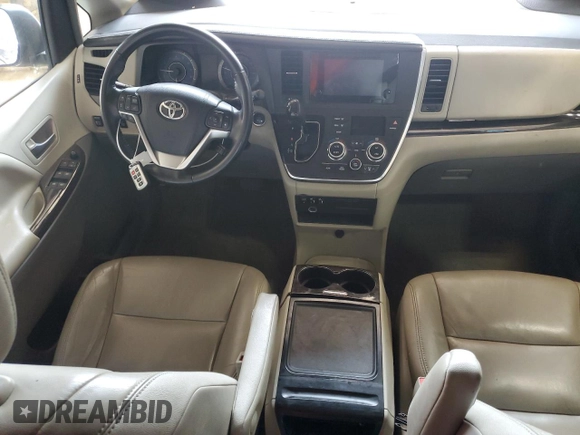 2015 Toyota Sienna Limited z VIN 5TDDK3DCXFS104812, wystawiony jako Copart lot #64131875 z przebiegiem 145 000 mil mil oraz Szkoda całkowita • Salvage title. Historia ofert i sprzedaży dostępna na DreamBid. Obrazek 8.