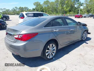2013 Hyundai Sonata Limited with VIN 5NPEC4AC6DH684767, listed as a IAAI auction lot 41860059 with 76,233 mi miles and . Bid and sale history available at DreamBid. Image 4.