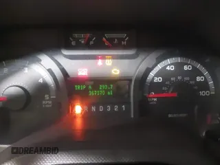 2010 Ford E-Series Commercial с VIN 1FDSS3EP6ADA41006, выставлен на аукционе IAAI как лот 41561986 с пробегом 367 370 миль миль и . История ставок и продаж доступна на DreamBid. Изображение 7.