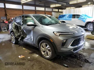 2025 Buick Encore GX Preferred with VIN KL4AMCSL8SB052818, listed as a Copart auction lot 63431465 with 2,200 mi miles and Salvage title. Bid and sale history available at DreamBid. Image 4.