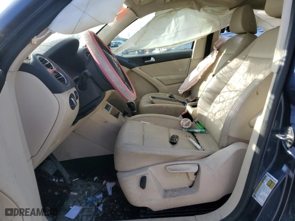 2015 Volkswagen Tiguan S with VIN WVGBV7AX3FW537218, listed as a Copart auction lot 42159145 with 0 mi miles and Salvage Title. Bid and sale history available at carsss.com. Image 7.