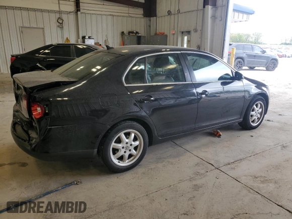 2010 Volkswagen Jetta SE z VIN 3VWRZ7AJ6AM008385, wystawiony jako Copart lot #57527875 z przebiegiem 194 632 mil mil oraz Nie do naprawy • Non repairable. Historia ofert i sprzedaży dostępna na DreamBid. Obrazek 3.