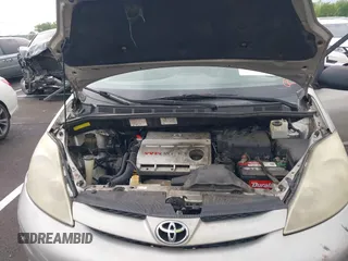 2006 Toyota Sienna CE with VIN 5TDZA23C16S451790, listed as a IAAI auction lot 42110421 with 201,749 mi miles. Bid and sale history available at carsss.com. Image 10.