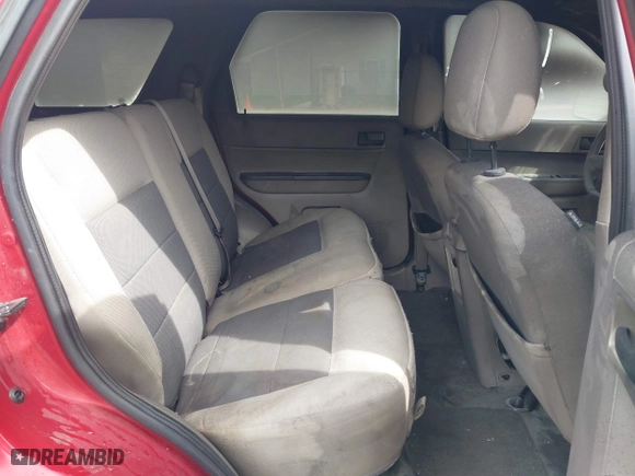 2008 Ford Escape XLT with VIN 1FMCU03108KC25584, listed as a IAAI auction lot 41945050 with 1 mi miles. Bid and sale history available at carsss.com. Image 8.
