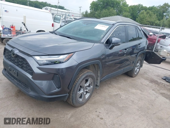 2024 Toyota RAV4 XLE with VIN 2T3P1RFV4RC463790, listed as a IAAI auction lot 42450962 with 22,918 mi miles and . Bid and sale history available at DreamBid. Image 2.