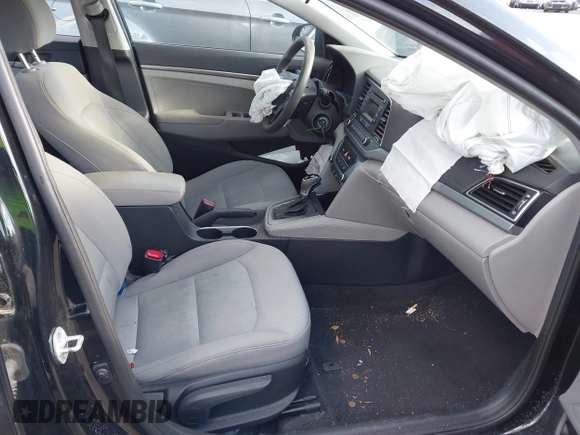 2017 Hyundai Elantra SE with VIN 5NPD74LF9HH111584, listed as a IAAI auction lot 41081194 with 89,823 mi miles and . Bid and sale history available at DreamBid. Image 5.