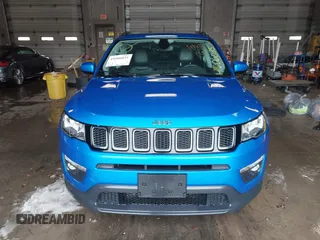 2020 Jeep Compass Latitude with VIN 3C4NJDBBXLT104849, listed as a IAAI auction lot 41606035 with 116,706 mi miles. Bid and sale history available at carsss.com. Image 12.