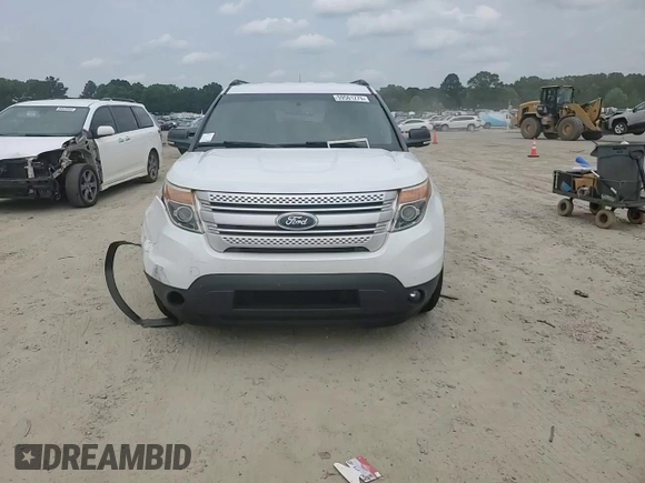 2014 Ford Explorer XLT z VIN 1FM5K7D87EGA74213, wystawiony jako Copart lot #59561275 z przebiegiem 152 977 mil mil oraz Szkoda całkowita • Salvage title. Historia ofert i sprzedaży dostępna na DreamBid. Obrazek 14.