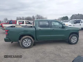 2023 Nissan Frontier Pro-4X z VIN 1N6ED1EK8PN667192, wystawiony jako IAAI lot #41705734 z przebiegiem 67 631 mil mil oraz . Historia ofert i sprzedaży dostępna na DreamBid. Obrazek 14.