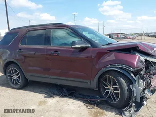 2019 Ford Explorer Sport with VIN 1FM5K8GT8KGB38079, listed as a IAAI auction lot 41705182 with 68,314 mi miles. Bid and sale history available at carsss.com. Image 14.