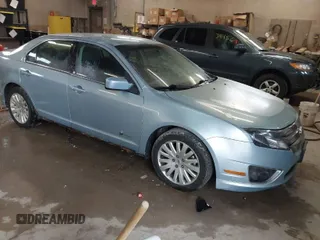 2010 Ford Fusion Hybrid with VIN 3FADP0L39AR291494, listed as a IAAI auction lot 41937334 with 198,217 mi miles. Bid and sale history available at carsss.com. Image 1.