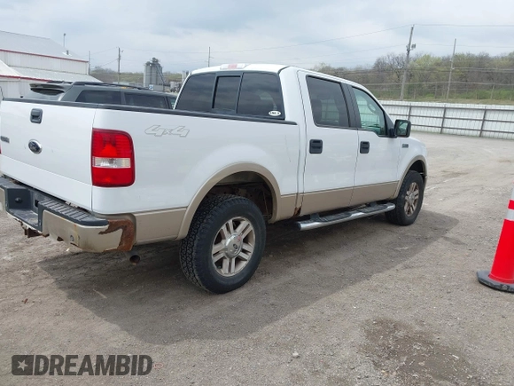 2008 Ford F-150 XLT with VIN 1FTPW14V28FA72092, listed as a IAAI auction lot 42038639 with 211,839 mi miles. Bid and sale history available at carsss.com. Image 4.