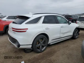 2024 Genesis GV70 Sport z VIN 5NMMCDTC9RH013882, wystawiony jako Copart lot #44504955 z przebiegiem 3 807 mil mil oraz Szkoda całkowita • Salvage title. Historia ofert i sprzedaży dostępna na DreamBid. Obrazek 3.