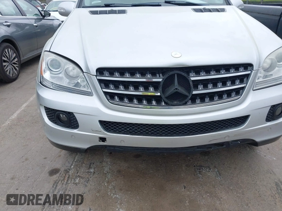 2006 Mercedes-Benz M 350 with VIN 4JGBB86E36A016325, listed as a IAAI auction lot 41931070 with 230,178 mi miles and . Bid and sale history available at DreamBid. Image 6.