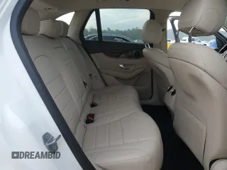 2018 Mercedes-Benz GLC 300 z VIN WDC0G4JB6JV090157, wystawiony jako Copart lot #55920905 z przebiegiem 63 436 mil mil oraz Szkoda całkowita • Salvage title. Historia ofert i sprzedaży dostępna na DreamBid. Obrazek 11.